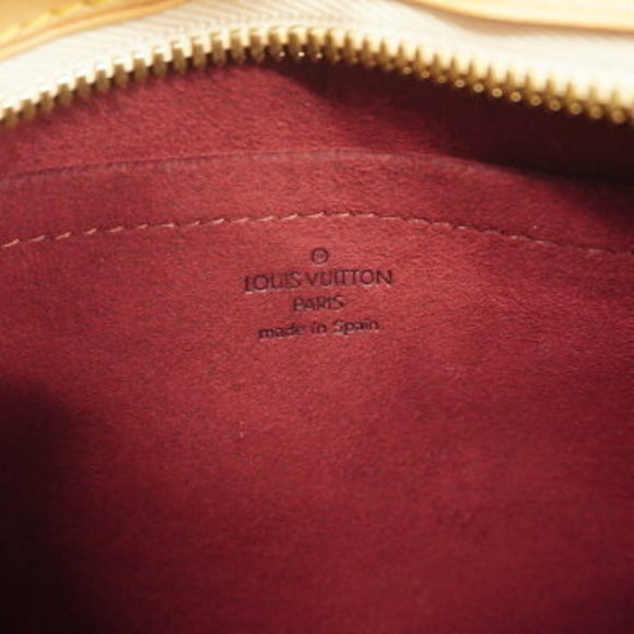 Louis Vuitton Monogram Lodge GM Shoulder Bag - Picture 5 of 14